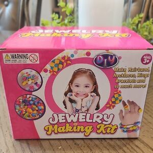 Jewelry Making Kit NWT